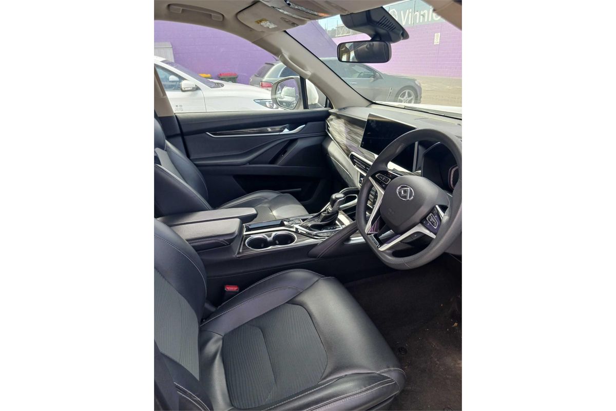 2022 LDV D90 Executive SV9A