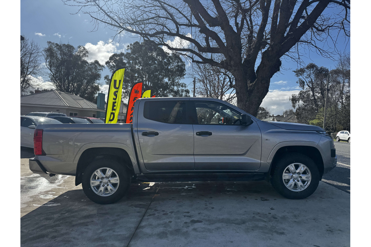 2025 Mitsubishi Triton GLX+ MV 4X4
