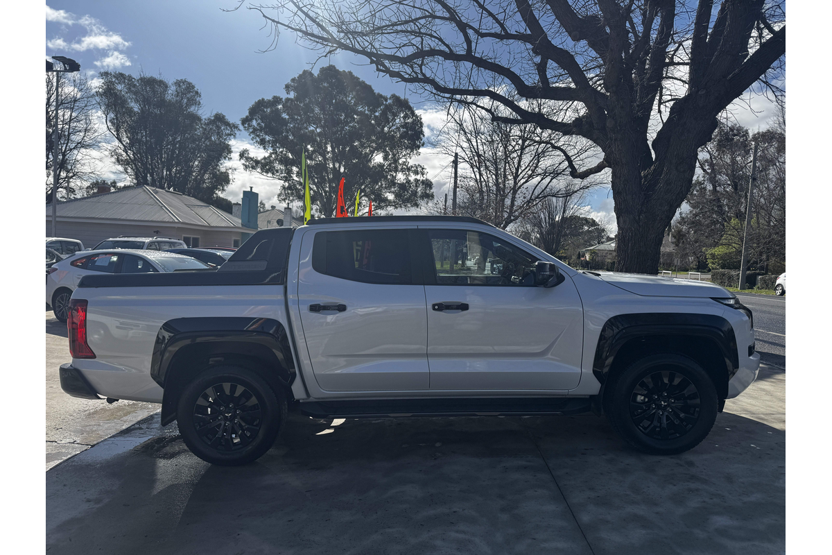 2025 Mitsubishi Triton GSR MV 4X4