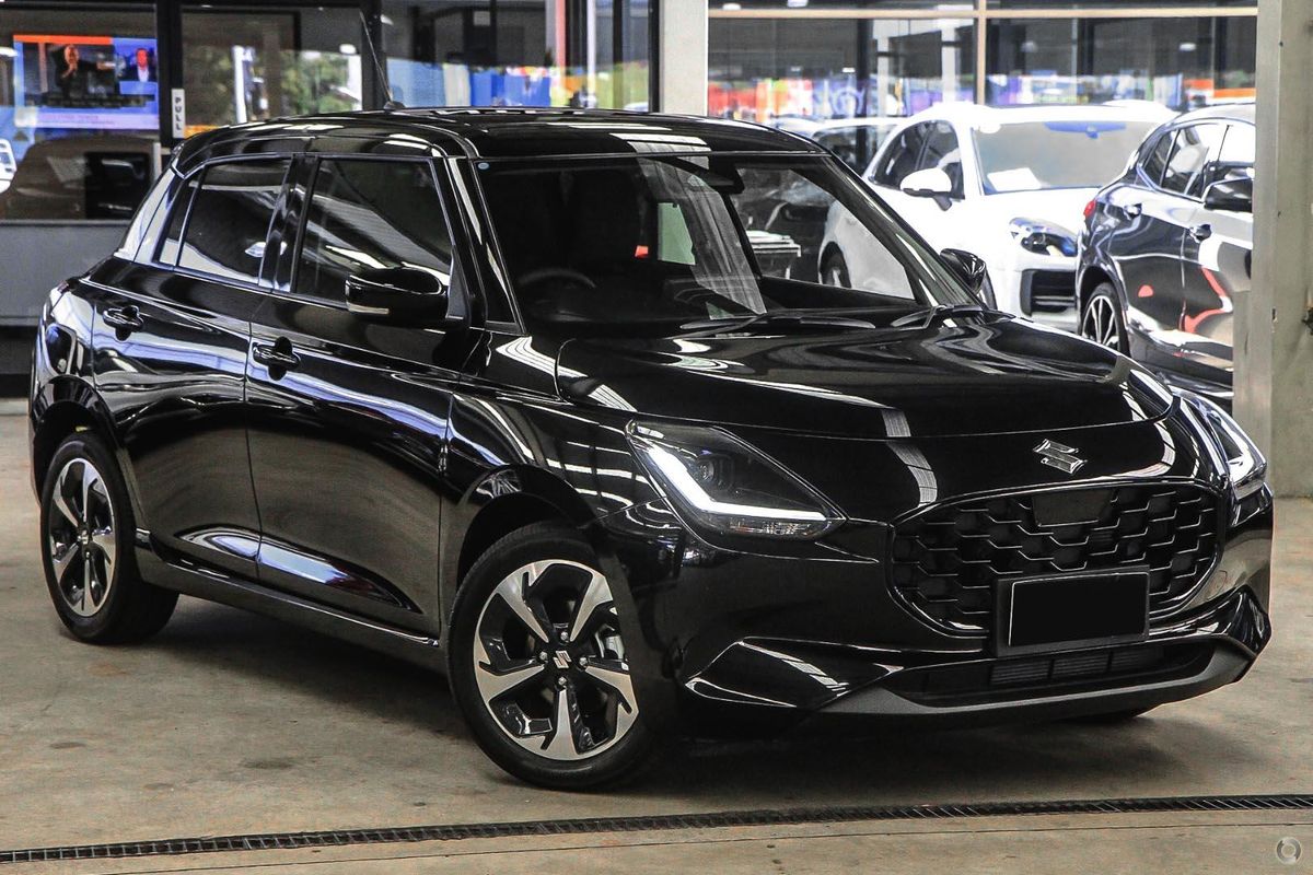 2026 Suzuki Swift Hybrid GLX UZ