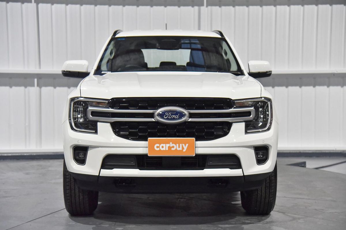 2025 Ford Everest Ambiente 2.0L
