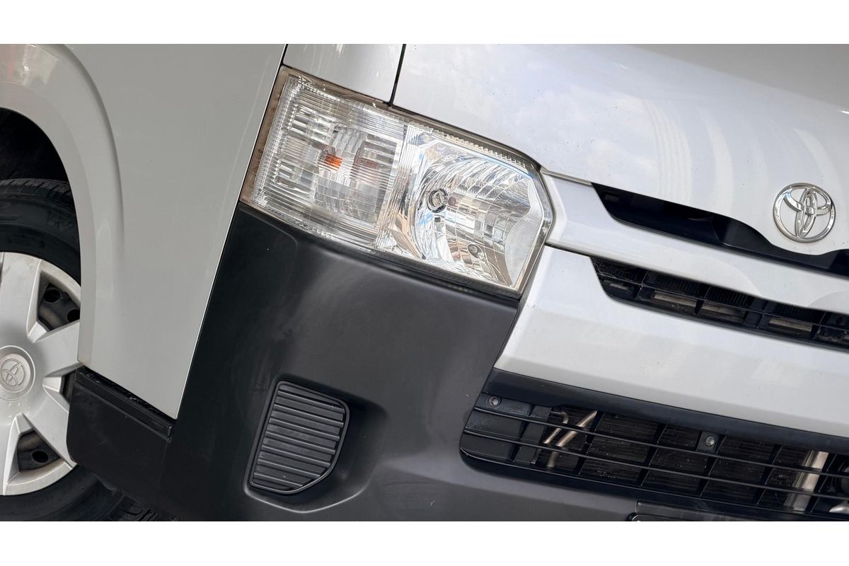 2016 Toyota Hiace KDH201R LWB