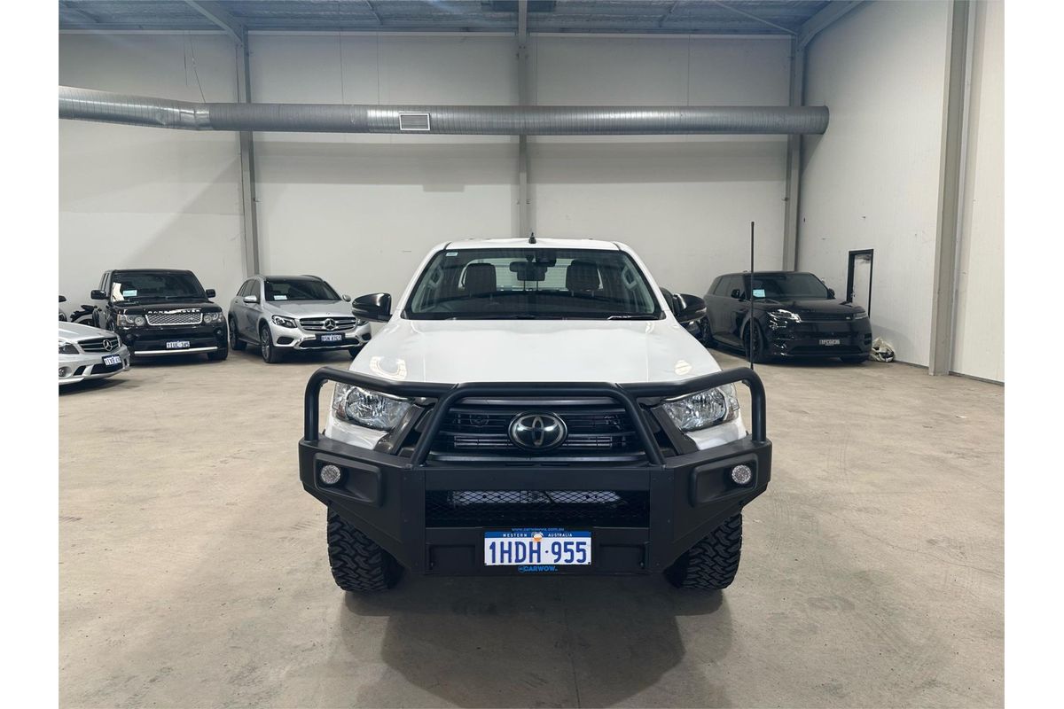 2020 Toyota Hilux SR GUN126R 4X4