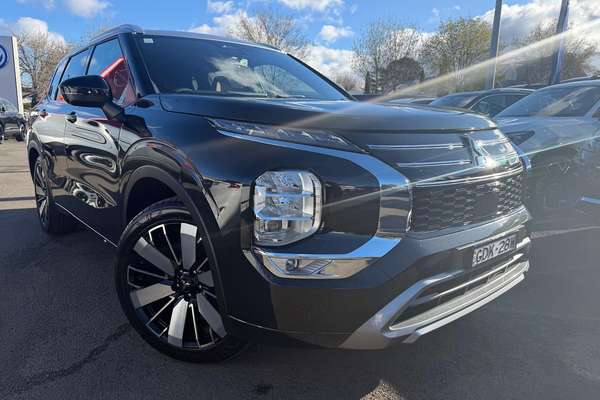 2025 Mitsubishi Outlander Exceed Tourer ZM