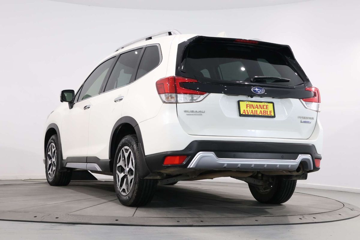2023 Subaru Forester Hybrid L S5