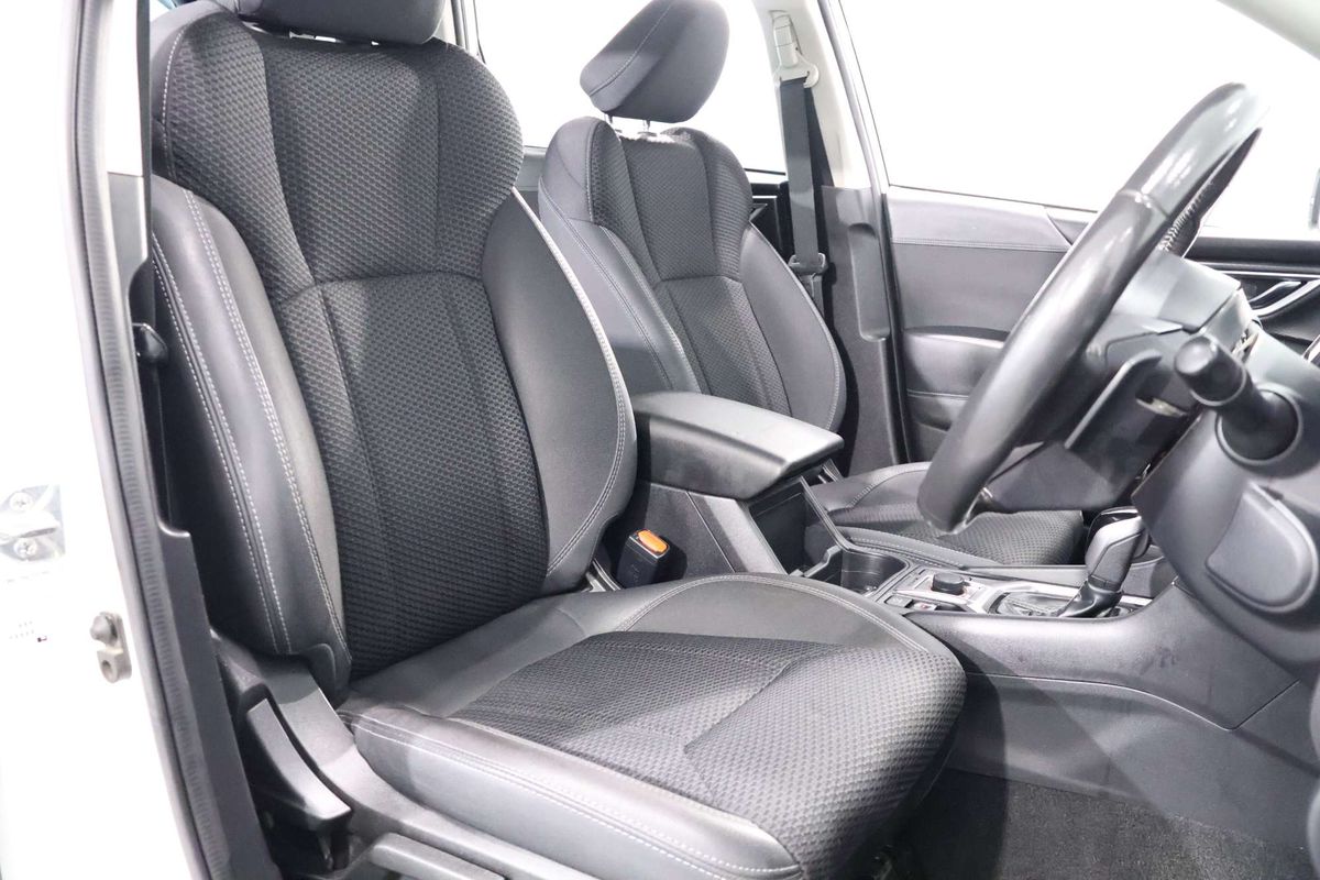 2023 Subaru Forester Hybrid L S5