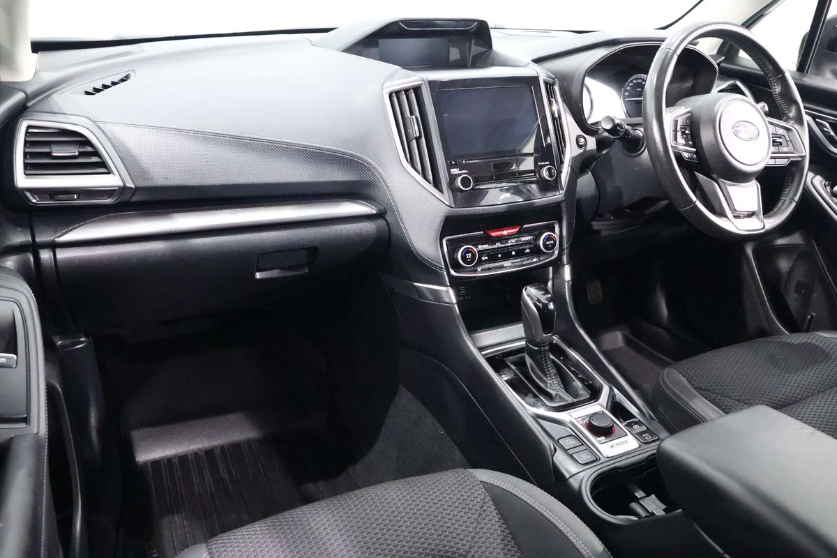 2023 Subaru Forester Hybrid L S5