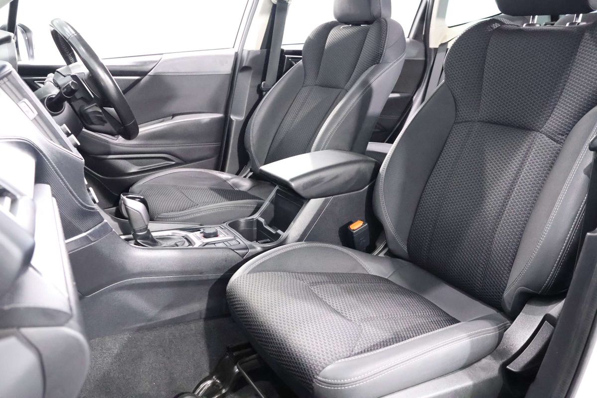 2023 Subaru Forester Hybrid L S5