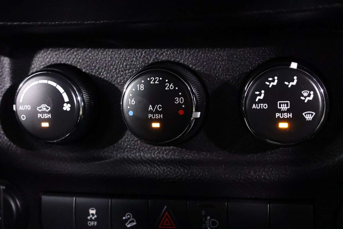 2015 Jeep Wrangler Unlimited Sport JK