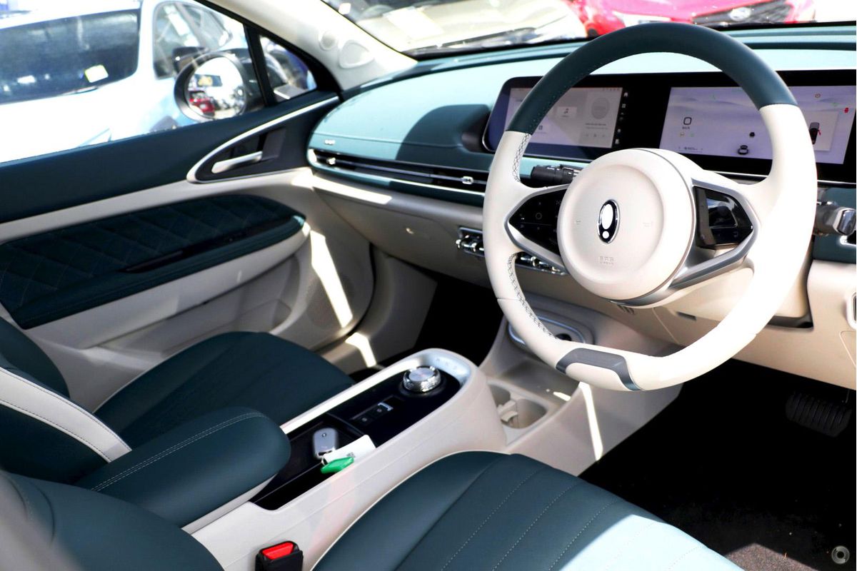 2026 GWM Ora Lux ES11