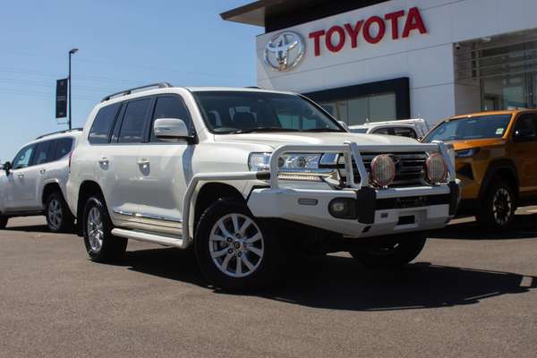 2019 Toyota Landcruiser Sahara VDJ200R