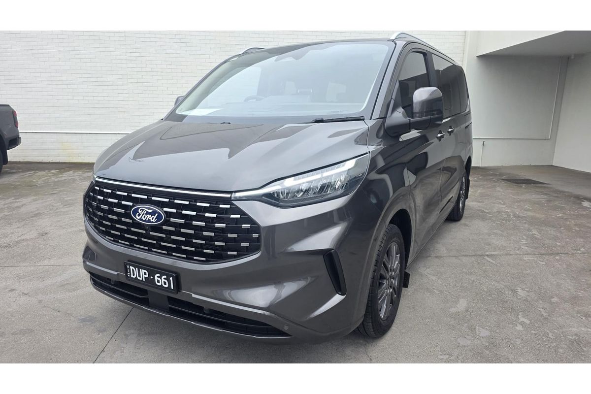 2025 Ford Tourneo Titanium X AV SWB