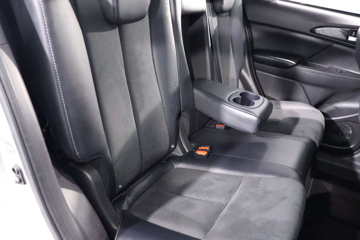 2023 Mitsubishi Eclipse Cross Aspire YB