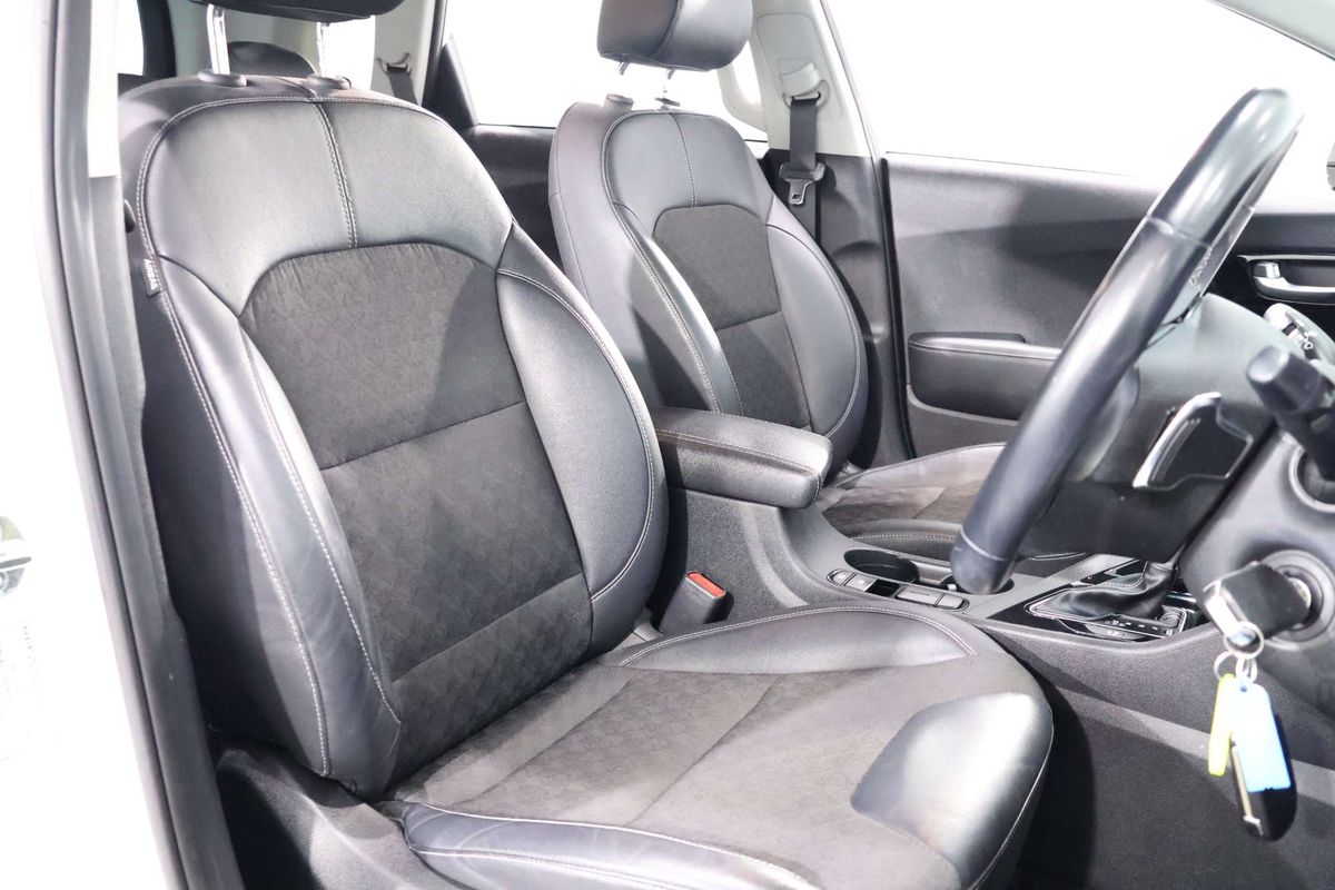 2022 Kia Niro Plus Hybrid S DE PBV
