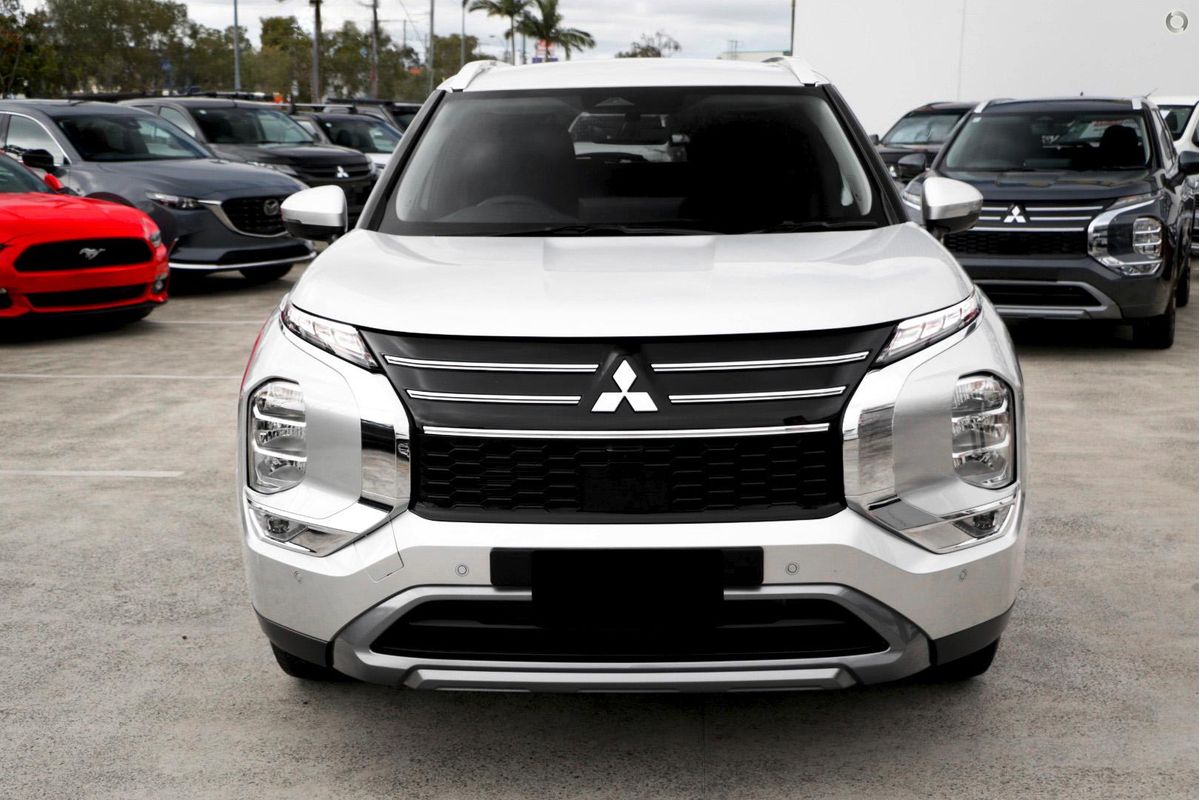 2026 Mitsubishi Outlander LS ZM