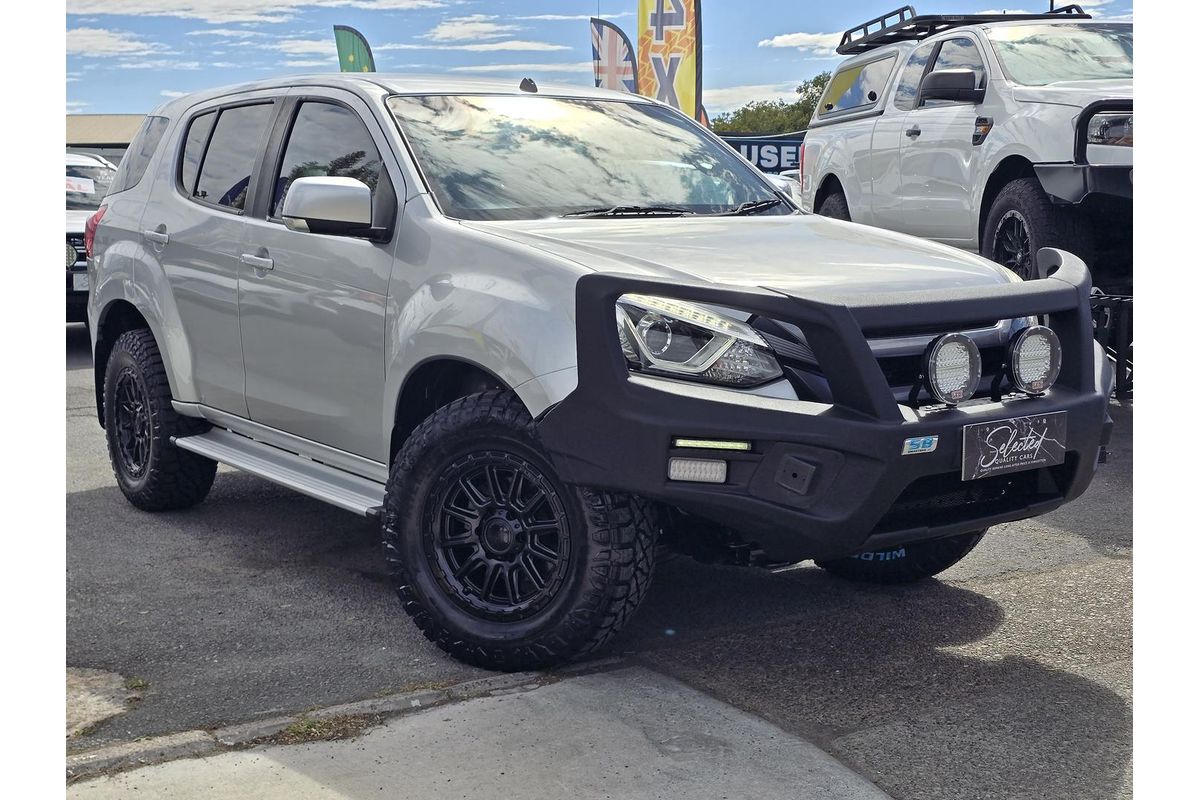 2020 Isuzu MU-X LS-M