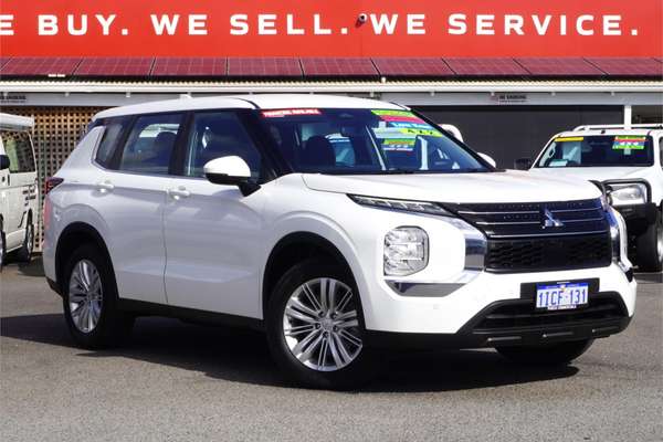 2024 Mitsubishi Outlander ES ZM
