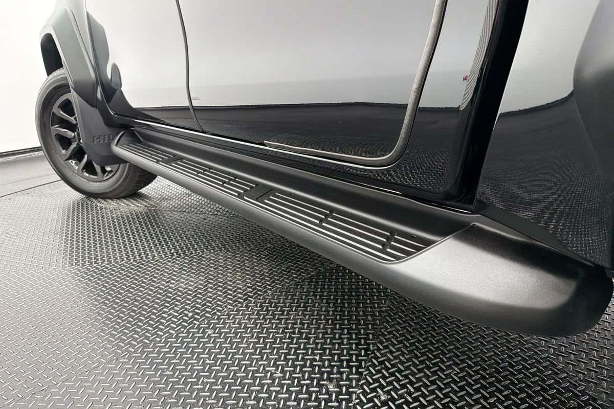 2025 Toyota Hilux Rogue 48V GUN126R 4X4