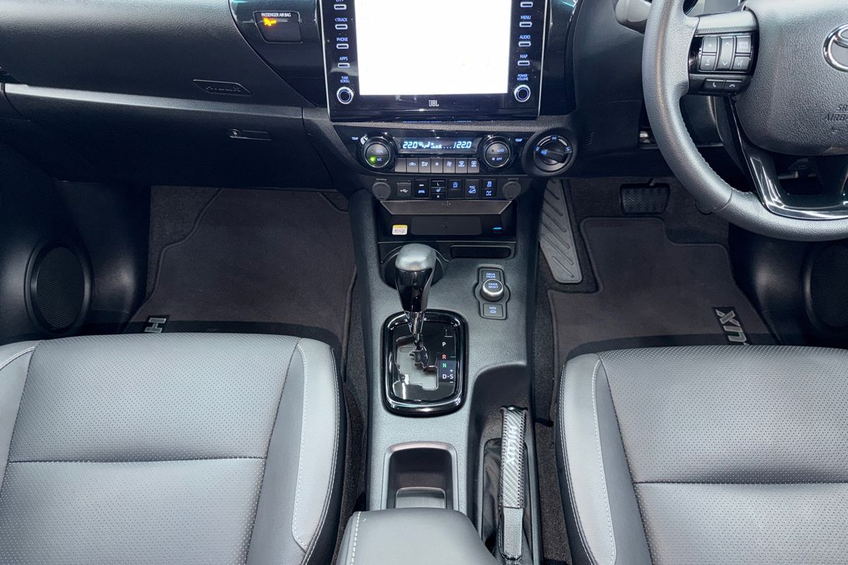 2025 Toyota Hilux Rogue 48V GUN126R 4X4