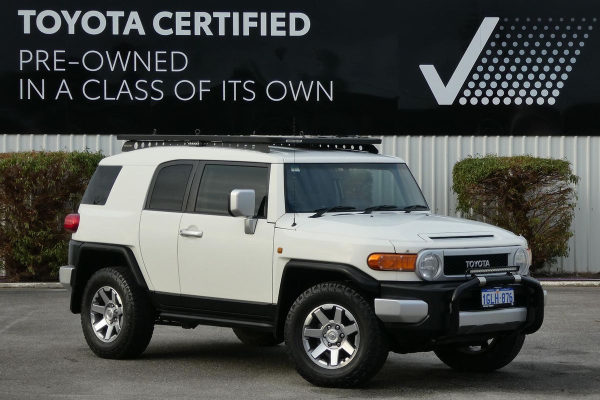 2013 Toyota FJ Cruiser GSJ15R