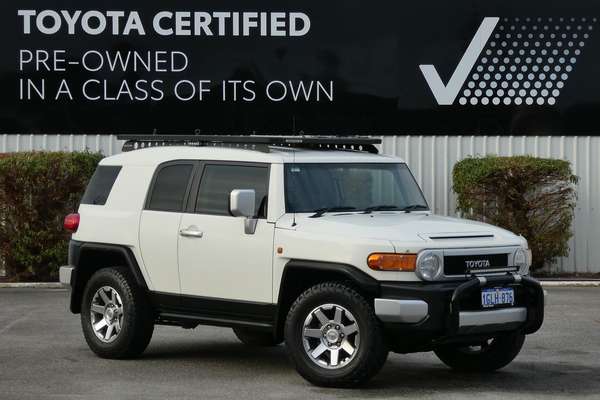 2013 Toyota FJ Cruiser GSJ15R