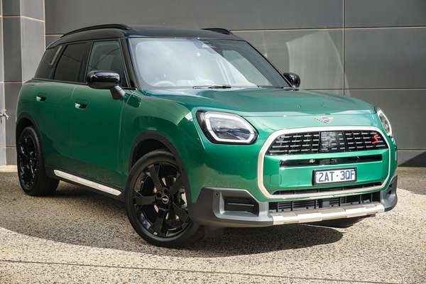 2026 MINI Countryman S Favoured U25