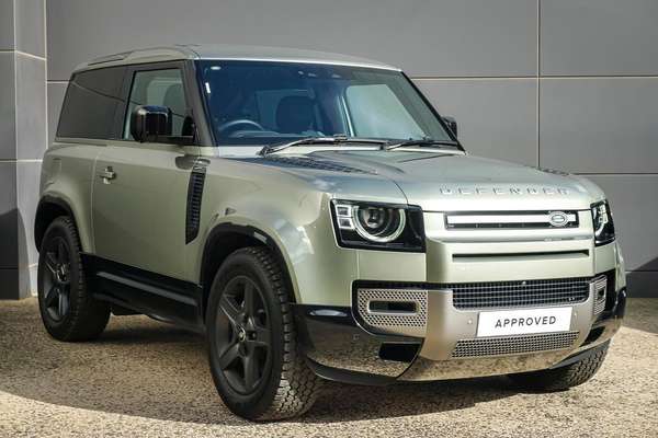 2024 Land Rover Defender 90 P400 X-Dynamic SE L663