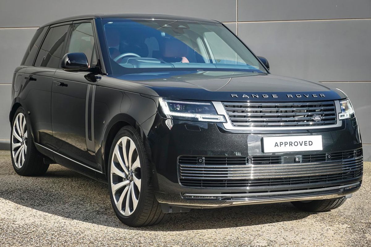 2024 Land Rover Range Rover P615 SV L460