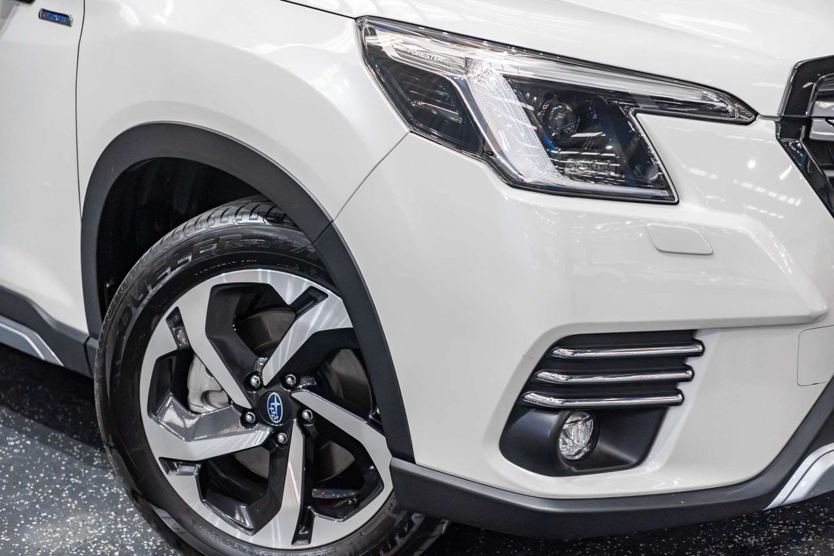 2024 Subaru Forester Hybrid S S5