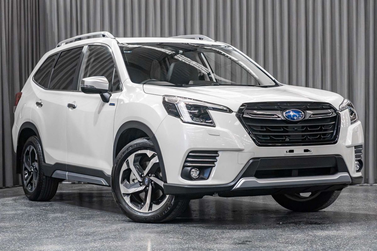 2024 Subaru Forester Hybrid S S5
