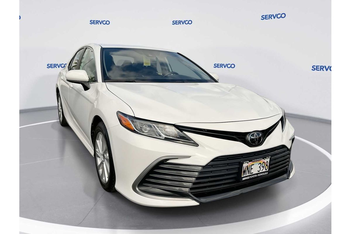 2022 Toyota Camry LE
