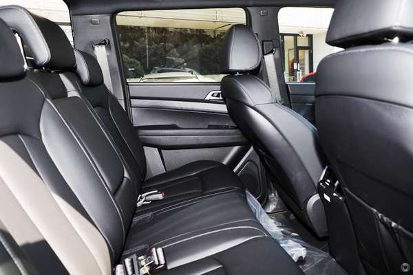 2026 KGM Musso Ultimate Q261 4X4 LWB thumb-9