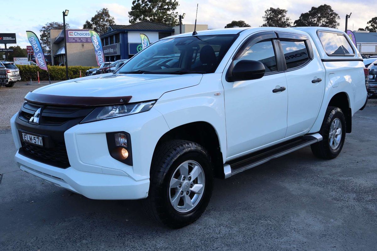 2020 Mitsubishi Triton GLX+ MR 4X4