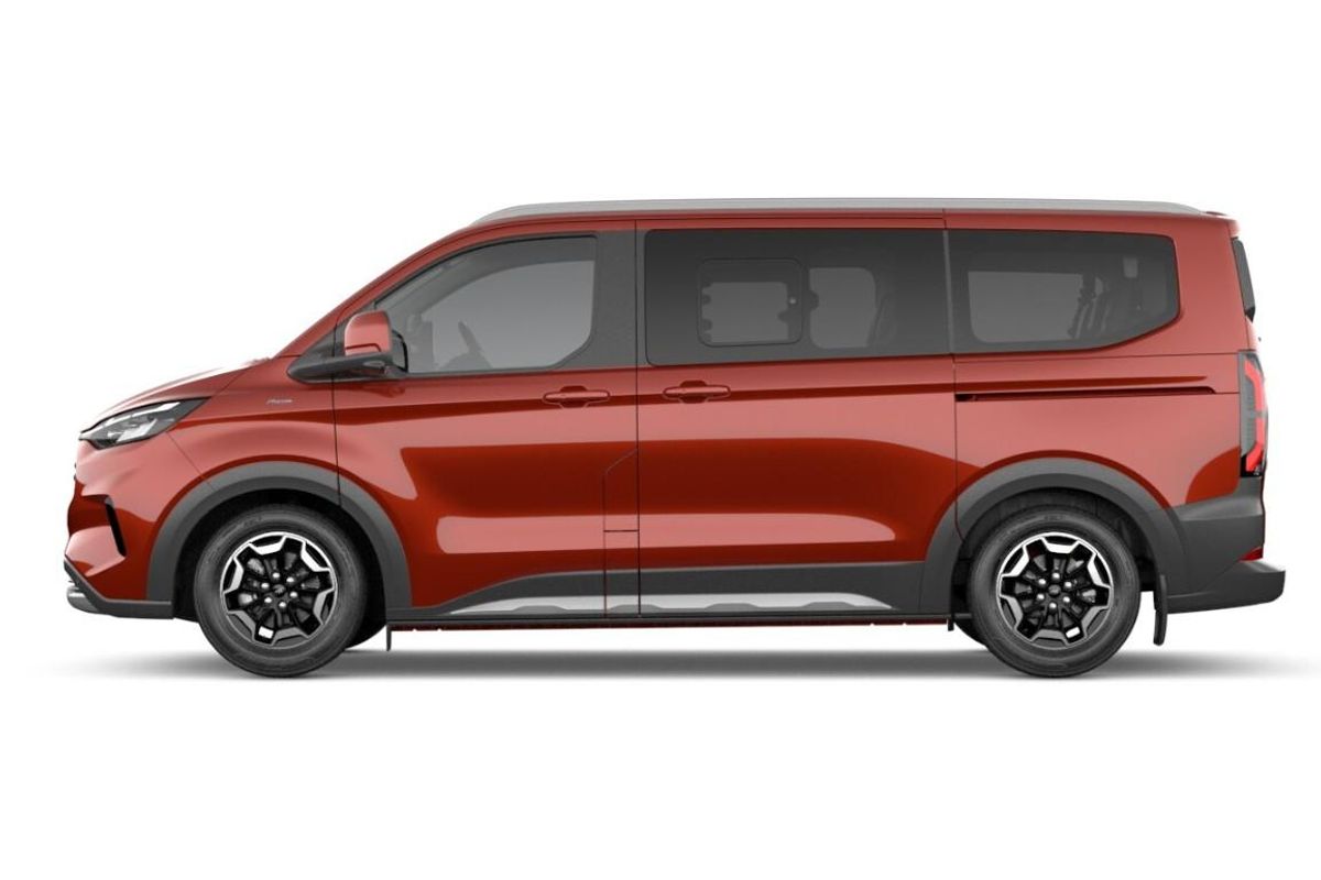 2024 Ford Tourneo Active AV SWB