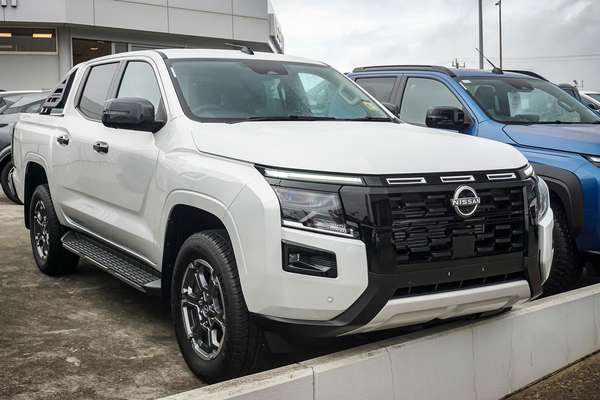 2025 Nissan Navara ST-X D27 4X4