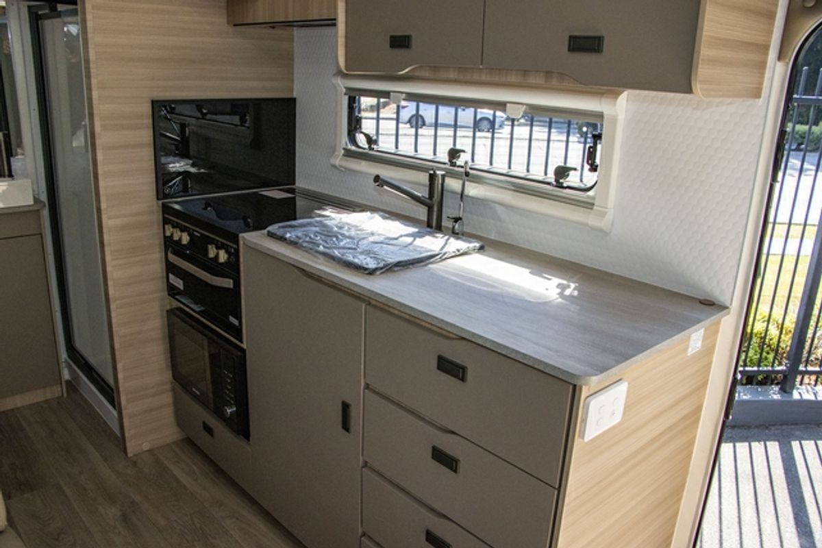 2026 Jayco DISCOVERY POPTOP 16.67-4.OB.DY-MY26
