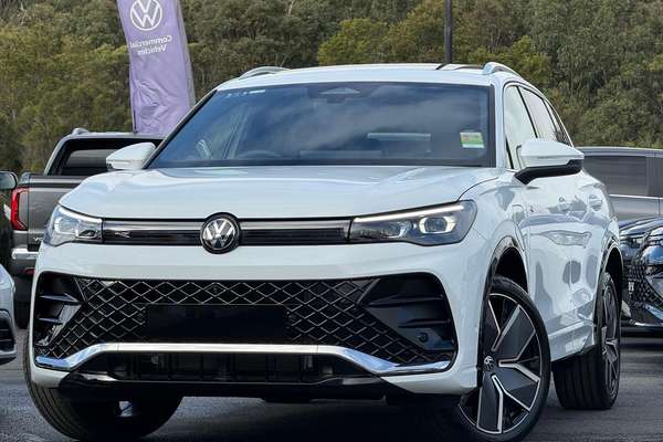 2026 Volkswagen Tiguan 200TSI eHybrid R-Line CT