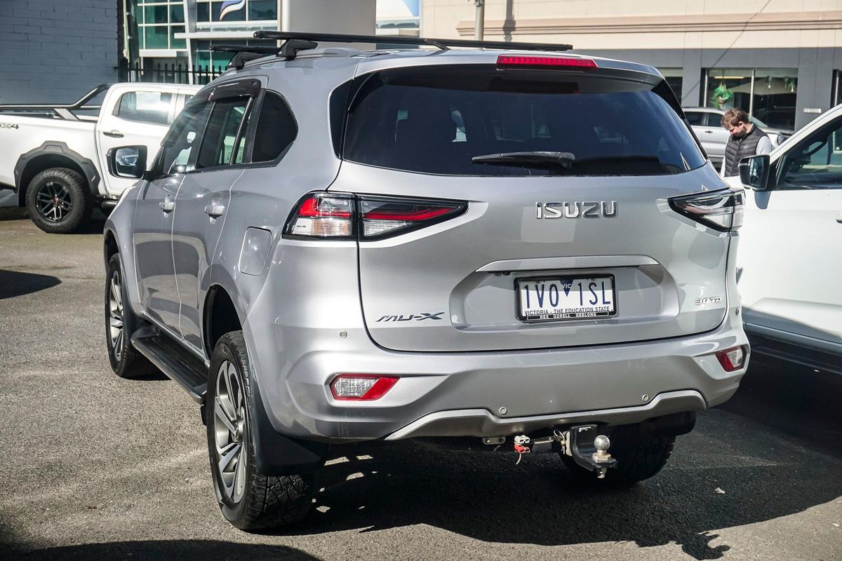 2022 Isuzu MU-X LS-T