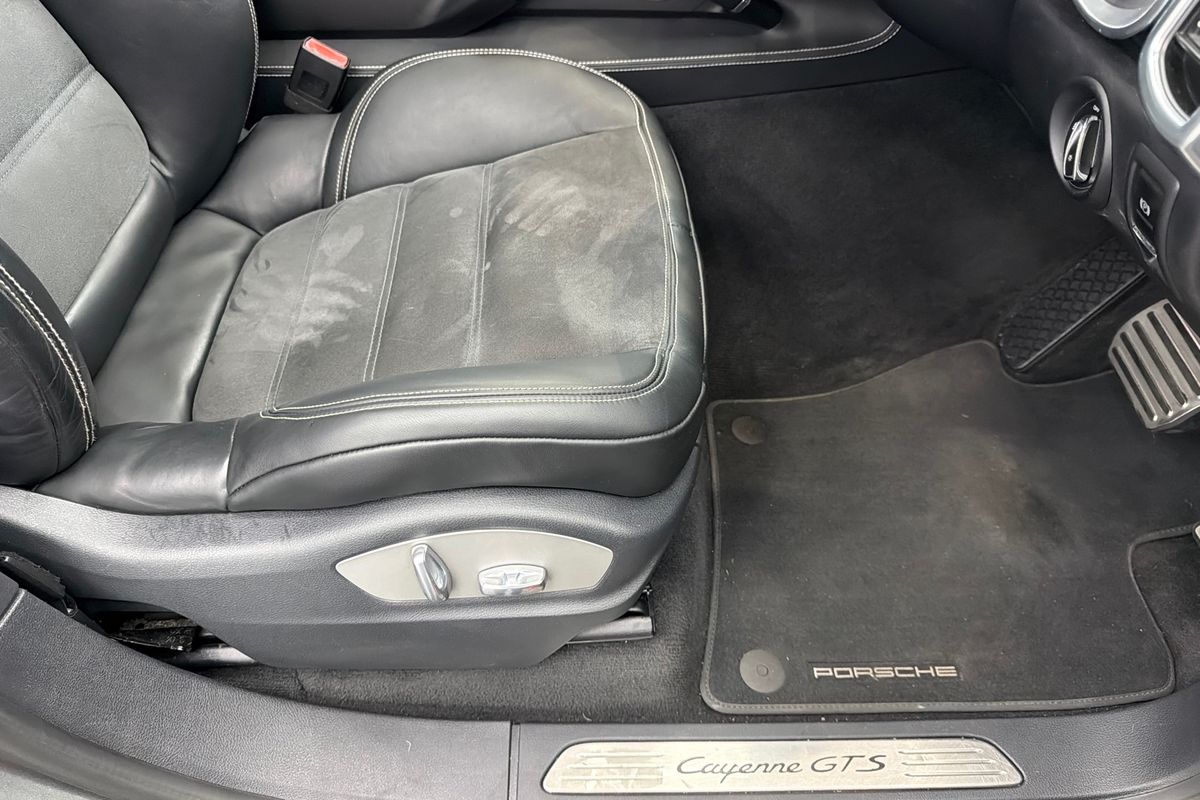 2016 Porsche Cayenne GTS 92A