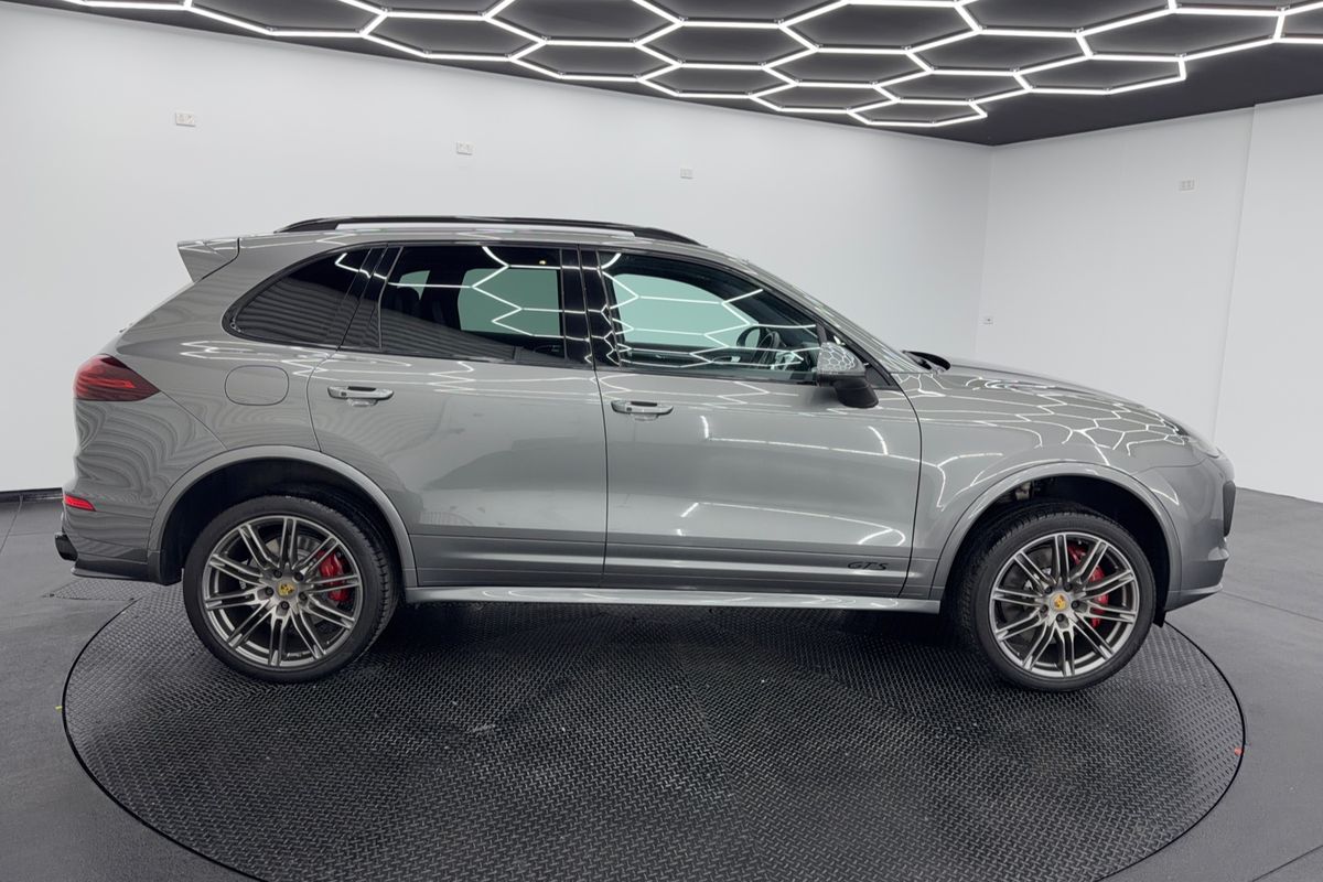 2016 Porsche Cayenne GTS 92A