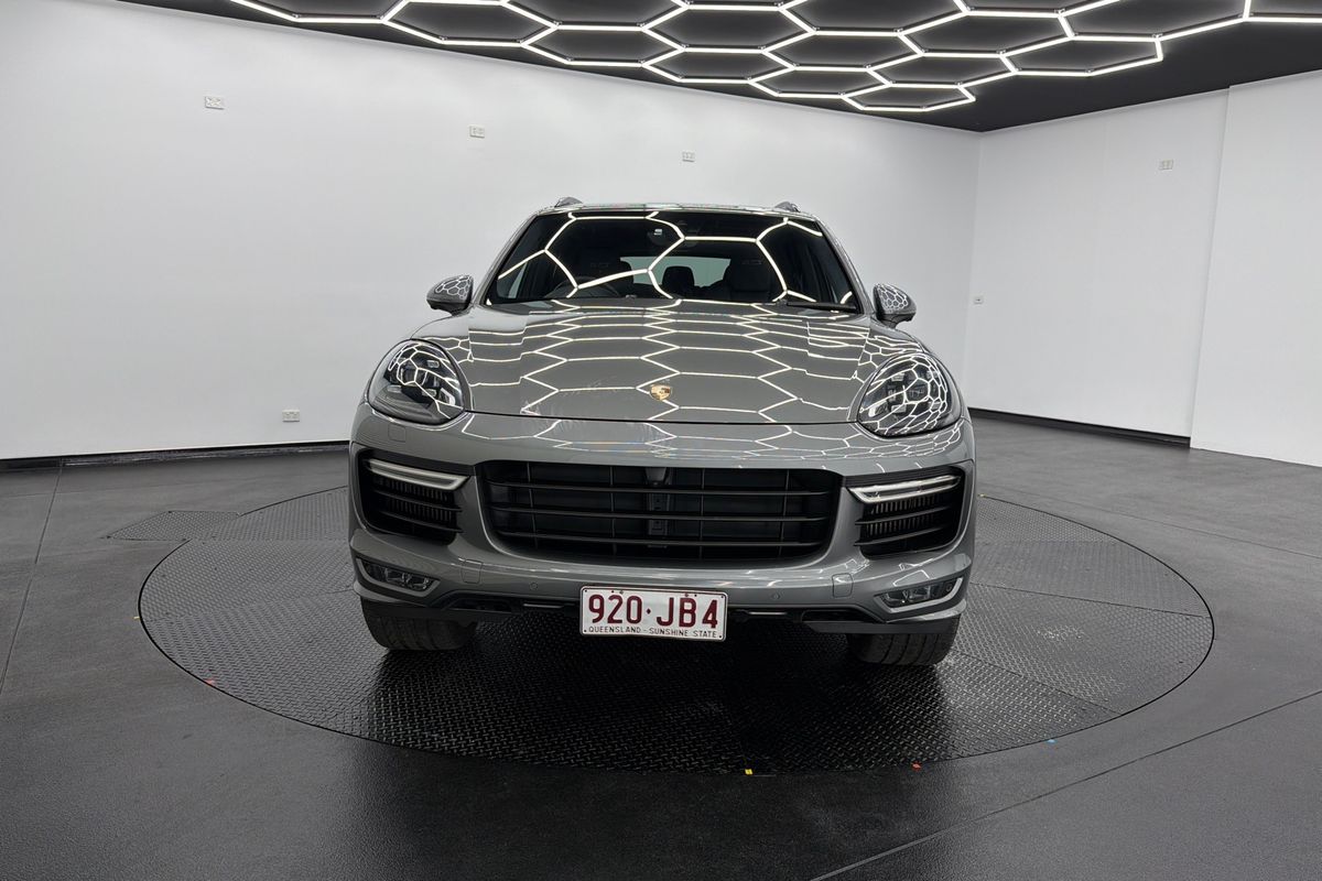 2016 Porsche Cayenne GTS 92A