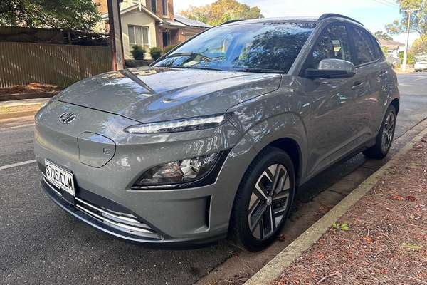2021 Hyundai Kona Electric Elite OS.V4 thumb-2