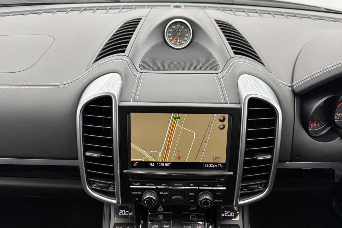 2016 Porsche Cayenne GTS 92A