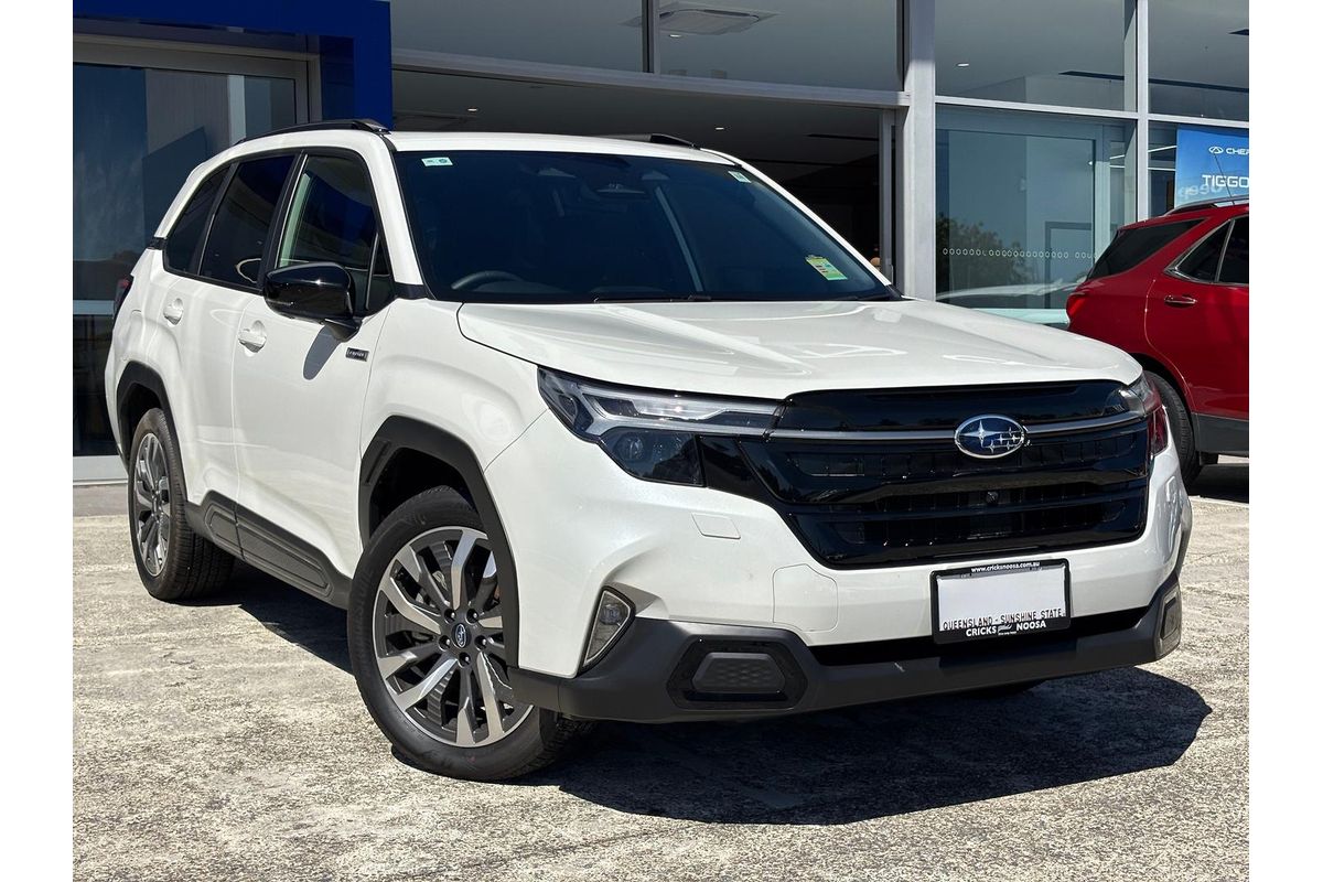 2025 Subaru Forester Hybrid Touring S6