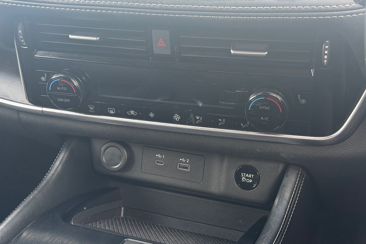 2024 Nissan X-TRAIL ST-L e-POWER T33