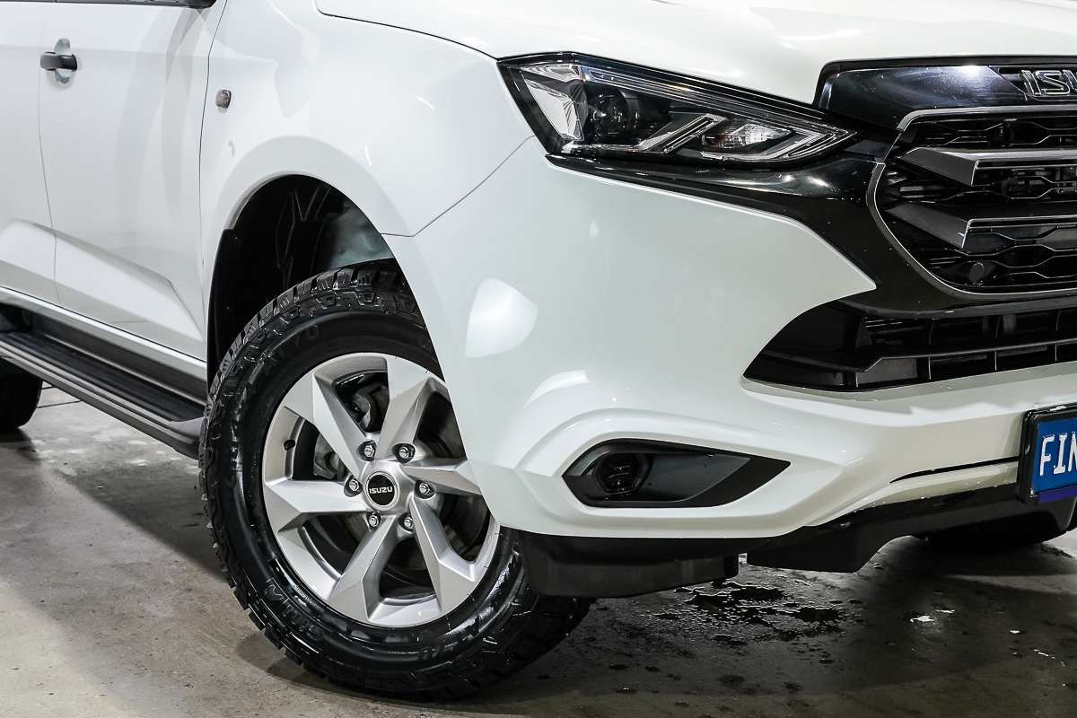 2024 Isuzu MU-X LS-M