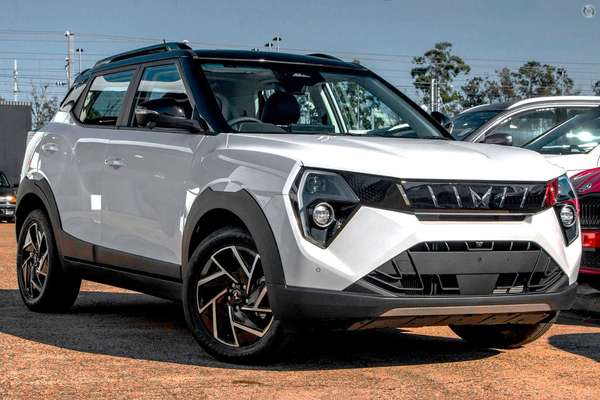 2026 Mahindra XUV3XO AX7L