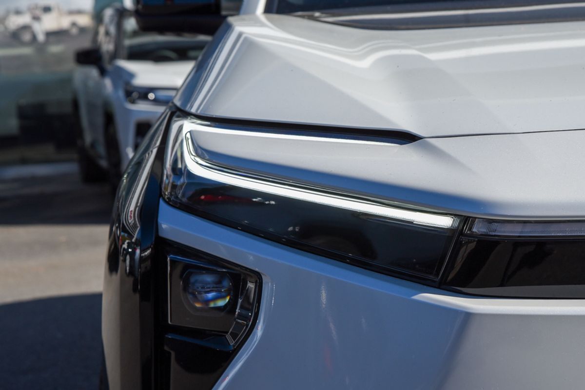 2025 Toyota bZ4X XEAM11R