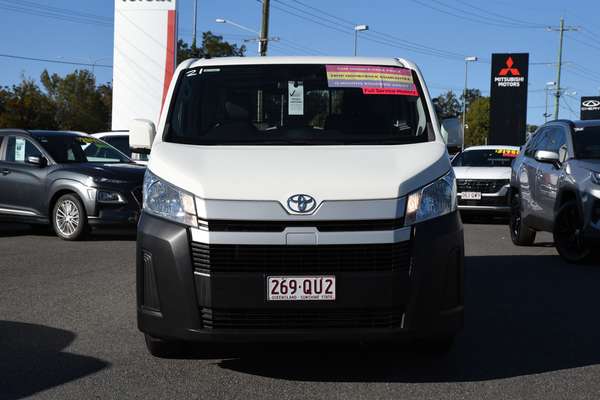 2020 Toyota Hiace GDH300R LWB thumb-2