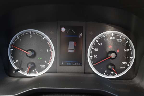 2020 Toyota Hiace GDH300R LWB thumb-9